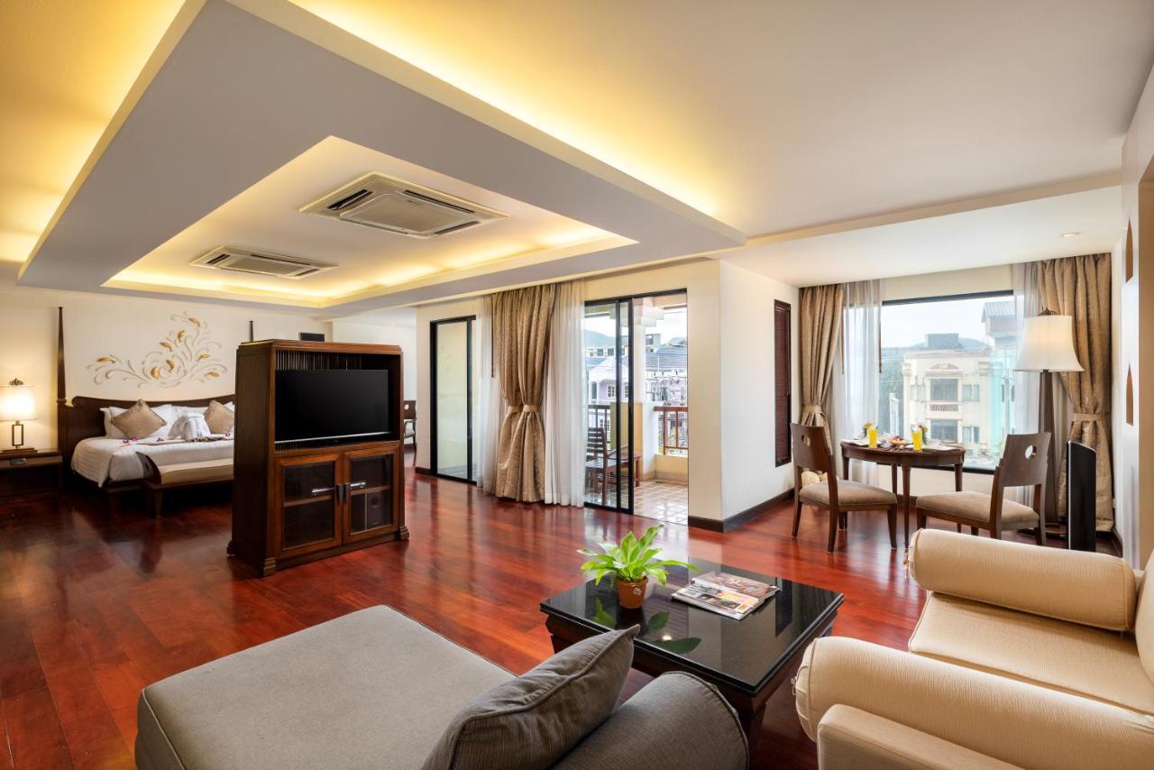芭东帕拉贡水疗度假村【SHA Plus+】 Patong 外观 照片 Suite room