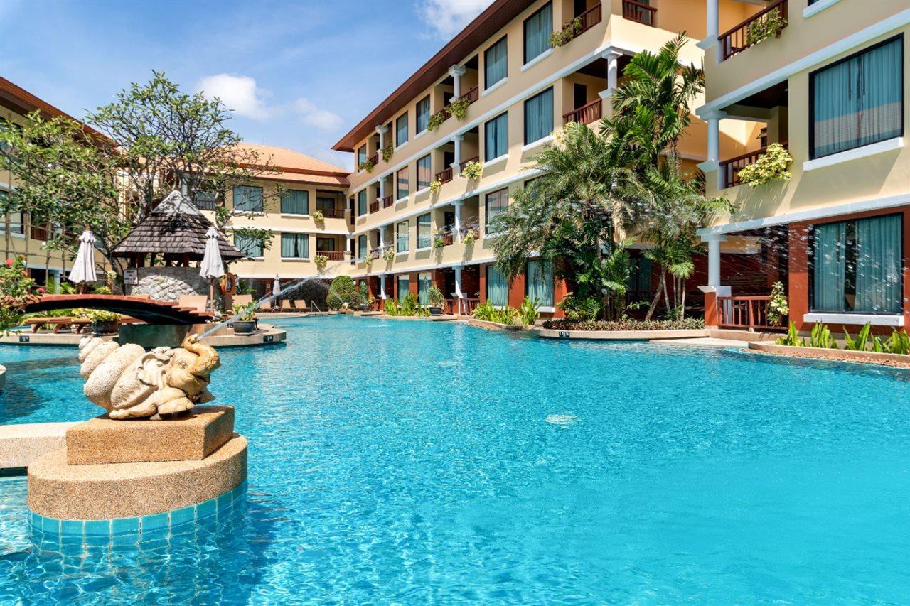 芭东帕拉贡水疗度假村【SHA Plus+】 Patong 外观 照片 The Royal Paradise Hotel & Spa